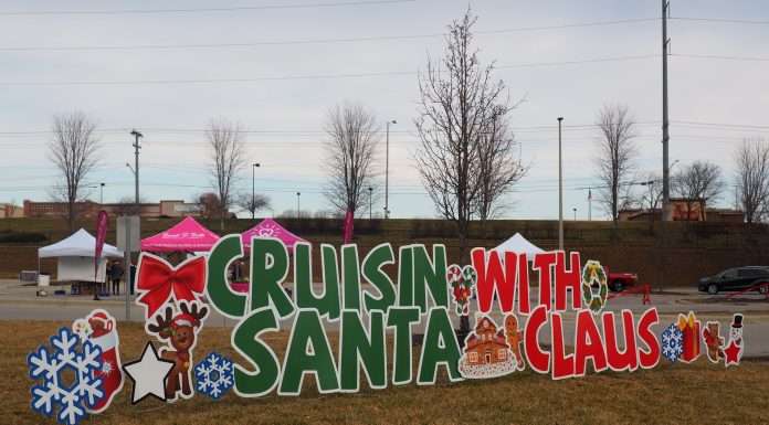 Cruisin' with Santa Claus sign